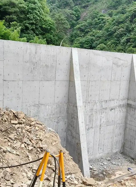 石家庄赵县重力式挡土墙
